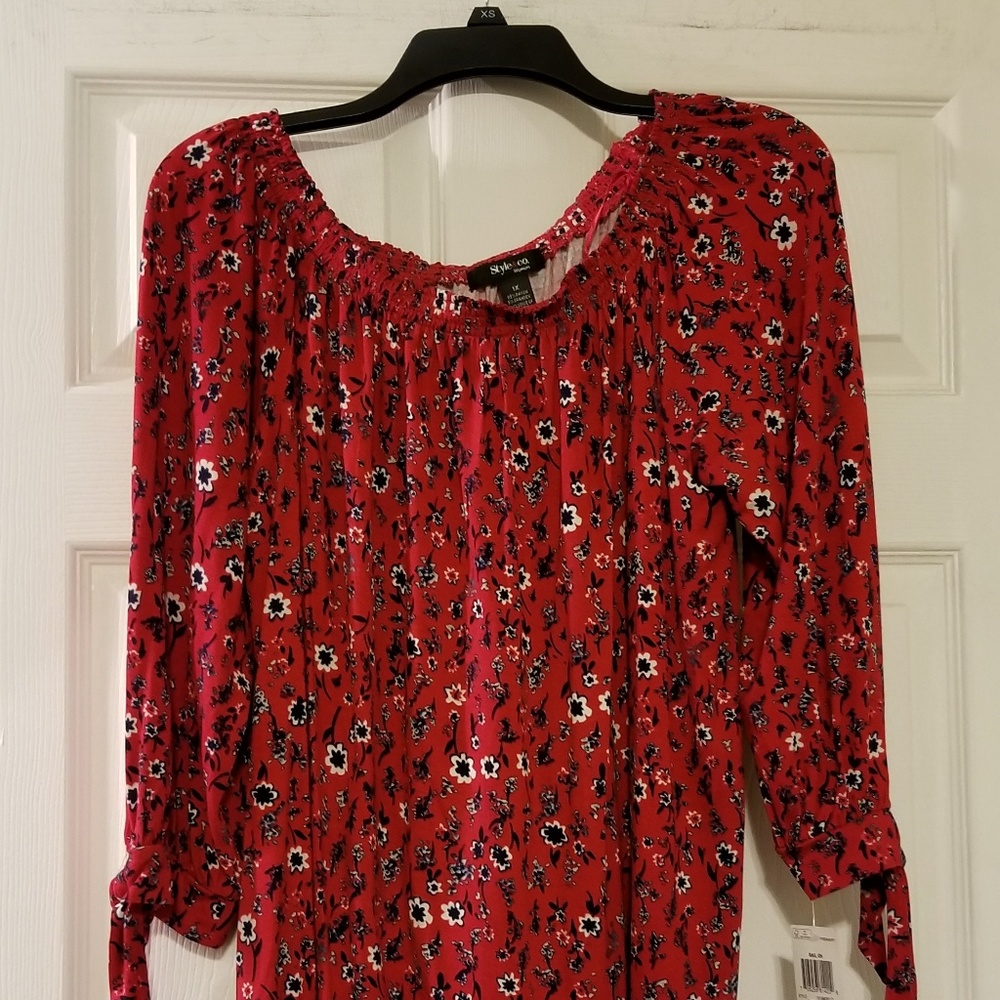 On/off shoulder top